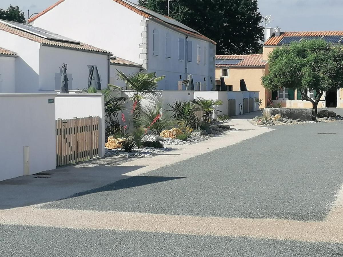 Le Matelot Maison Avec Piscine/Parking/Wifi/Plages 5Kms レ・マトゥ エクステリア 写真